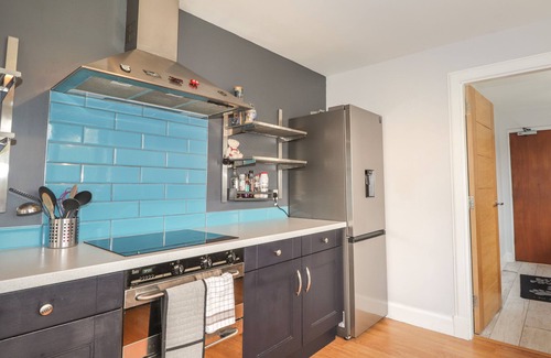 Aviemore Cottage | 3 CROFTSIDE, pet friendly, with open fire in Aviemore
