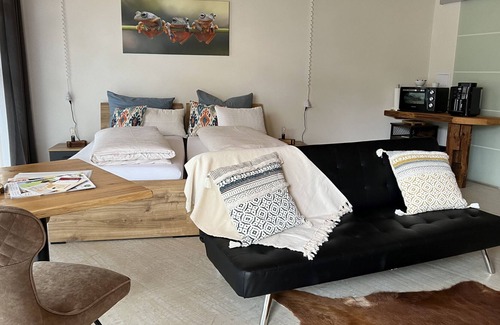 Rosenfeld Apartment | -3-die Drei, Studio 35qm, 1 Wohn-/schlafzimmer, Max. 2 Personen
