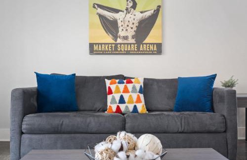 Mile Square Apartment | 3 Downtown cozy combined units with free parking