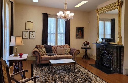 Springfield House | #3 Elizabeth Barrett Browning