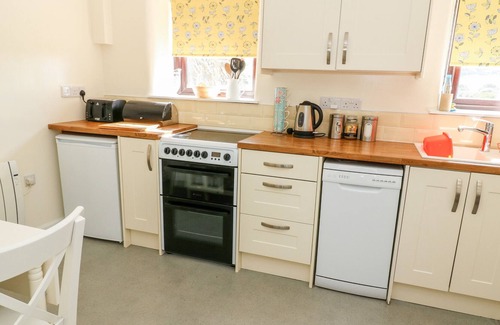 Hebden Bridge House | 3 HORSEHOLD, pet friendly, character holiday cottage in Hebden Bridge