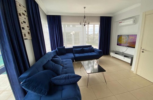 Belek Villa | 3 katlı triplex havuzlu