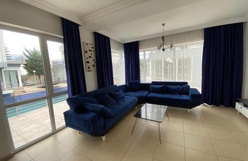 Belek Villa | 3 katlı triplex havuzlu
