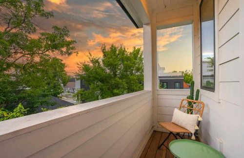 East Nashville House | 3 King Beds in Hip East Nash Home 1 Mile to DWNTN