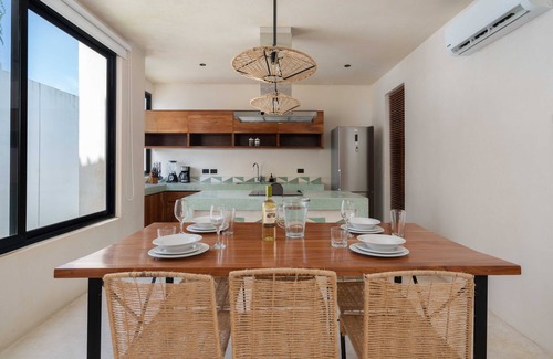 La Veleta Condo | 3 Level Penthouse Loft, Private Rooftop and Jacuzzi