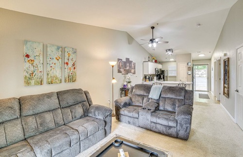 Table Rock Condo | 3 Mi to Branson Strip: Condo w/Balcony!