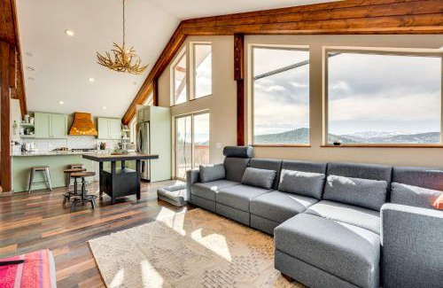 Black Hawk House | 3 Mi to Casinos Cabin with Stables in Black Hawk!