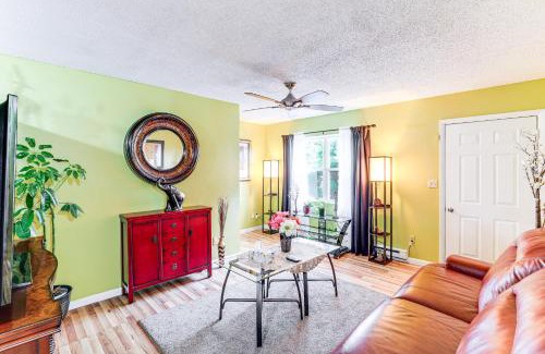 Burton Street House | 3 Mi to Dtwn Asheville Duplex with Spacious Yard!