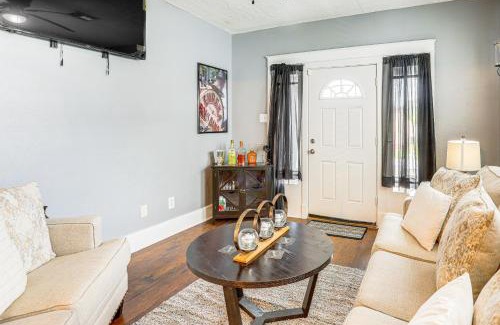Saint Roch House | 3 Mi to French Quarter Retreat with Private Yard