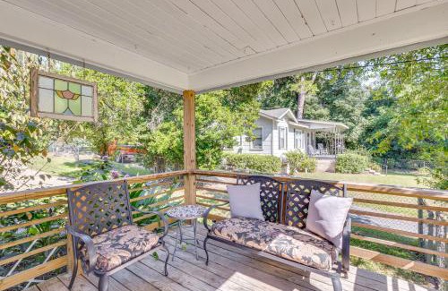 Glenview-Pinegrove House | 3 Mi to FSU Home with Private Yard in Tallahassee