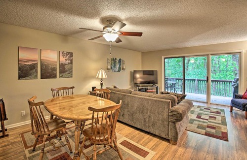 Hot Springs Village House | 3 Mi to Golf Hot Springs Village Retreat with Deck