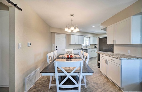 Lake Havasu City House | 3 Mi to Lake Havasu: Family Home w/Game Room