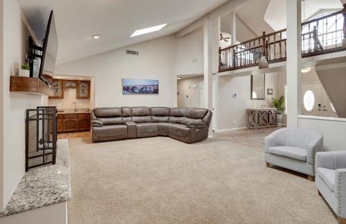 Residential Estates House | 3 Mi to London Bridge Lake Havasu City Home