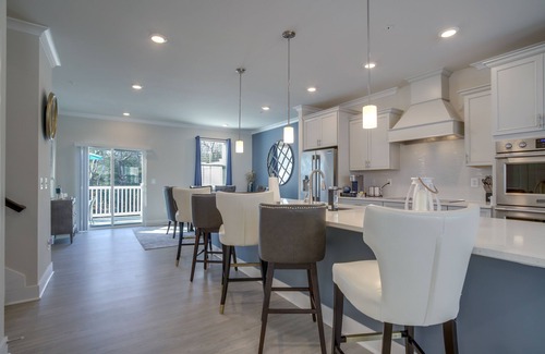 Ocean City House | 3 Mi to Ocean City Boardwalk: Townhome w/2 Decks