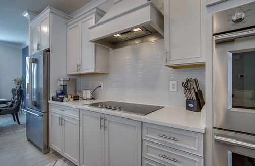 Ocean City House | 3 Mi to Ocean City Boardwalk: Townhome w/2 Decks