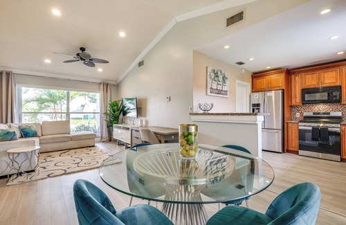Sunrise House | 3 Mi to Sawgrass Mills: Home w/Lanai & Game Area