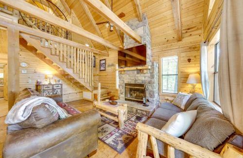 Broken Bow House | 3 Mi to State Park and Lake Broken Bow Cabin!