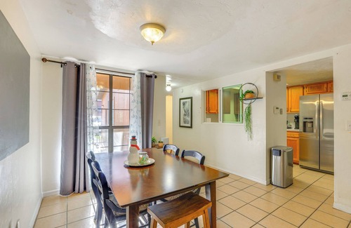 Gainesville House | 3 Mi to UF Campus: Charming Gainesville Townhome