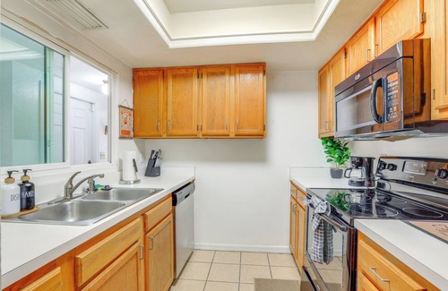 Gainesville House | 3 Mi to UF Campus: Charming Gainesville Townhome