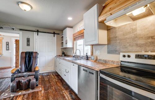 Springfield House | 3 Mi to University of Oregon Home with Grill!
