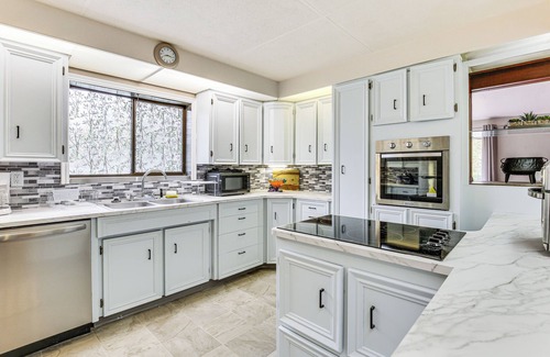 Springfield House | < 3 Mi to UO Campus: Pet-Friendly Springfield Home