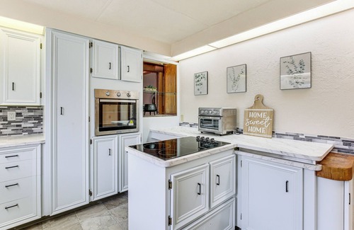 Springfield House | < 3 Mi to UO Campus: Pet-Friendly Springfield Home