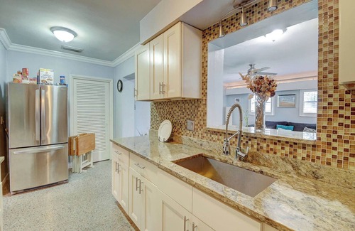 Boynton Beach House | 3 Min from the Beach! With Hot tub and Backyard Oasis!