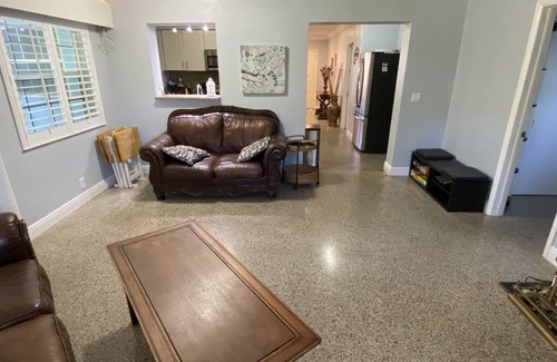 Boynton Beach House | 3 Min from the Beach! With Hot tub and Backyard Oasis!