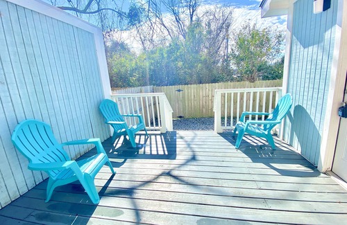 North Charleston House | 3 Min Park Circle! Cozy Condo 2b/1.5 baths.Close to everything.10 Min to Airport