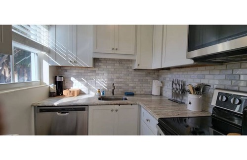 Southside House | ⛱3 min Walk to Beach - Open Bright Modern Townhome