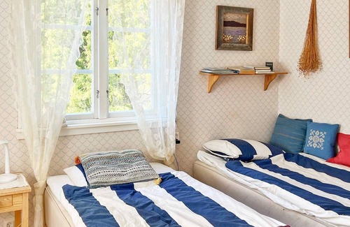 Gallnoby House | 3 person holiday home in Gällnöby