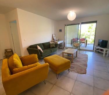 Estanove Apartment | 3 pièces agréable et cosy proche centre-ville