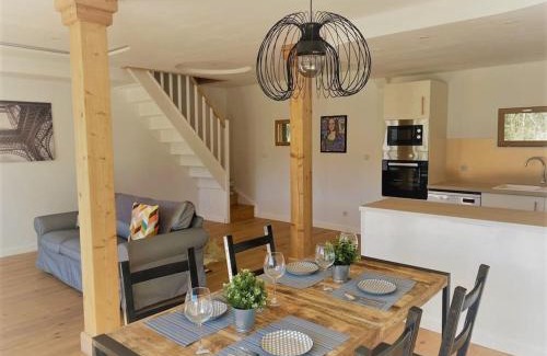 Plazac House | 3 PRIVATE POOL with Stunning Views!