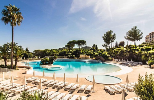 Cap Esterel Apartment | 3-room apartment with terrace, pool, and parking in Saint-Raphaël