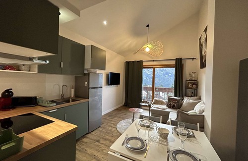 Meribel Apartment | 3-room Apartment with Mezzanine, 5 ppl, Méribel - Pets allowed, WiFi