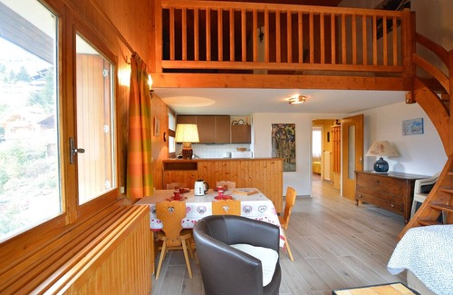 Le Grand-Bornand Apartment | 3-room apt with mezzanine, sleeps 6, near shops and slopes, covered parking