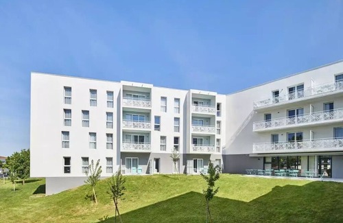 Jonzac Apartment | 3 rooms 6 persons