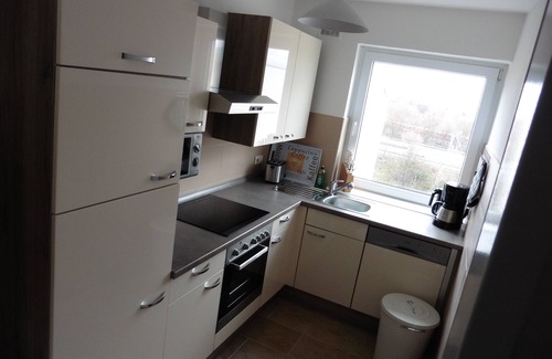 Tempelhof Apartment | 3 rooms, up to 7 persons, luxuriously furnished, "Magnolia"