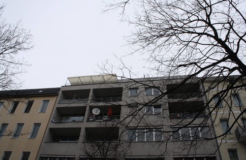 Tempelhof Apartment | 3 rooms, up to 7 persons, luxuriously furnished, "Magnolia"