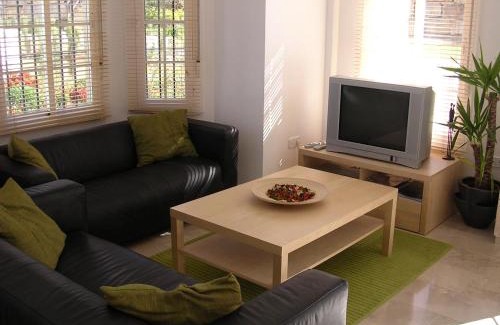 Bahia de Casares Villa | 3 Storey Townhouse - Costa Del Sol