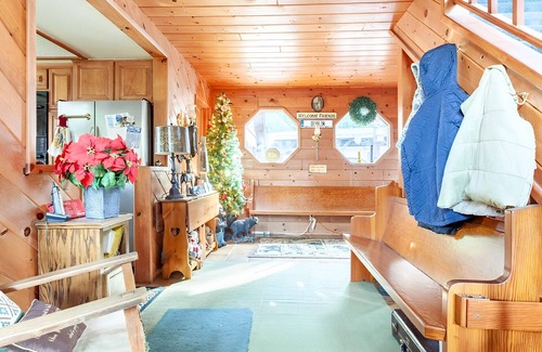 Crestline Cabin | 3-story near Big Beark, Lake Arrowhead