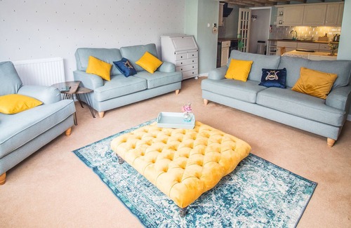 Ingleton Cottage | 3 THE OLD TANYARD, pet friendly in Ingleton