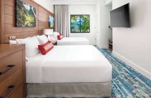 Park Shore Hotel | 3 Units | Outdoor Pool + Free Parking | Close to Beach w/Breathtaking Sunsets