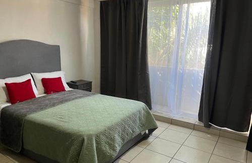 Leon House | 3 VENATOR House Boutique