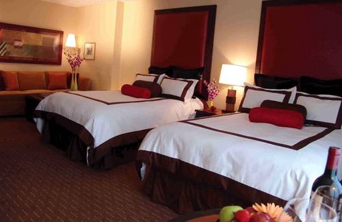 Dupont Circle Hotel | 3 x Deluxe Double Double Rooms at Beacon Hotel & Corporate Quarters