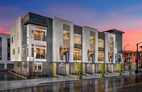 Downtown San Jose House | 3 years new Downtown San Jose Townhome just 3 blocks to San Pedro Square!