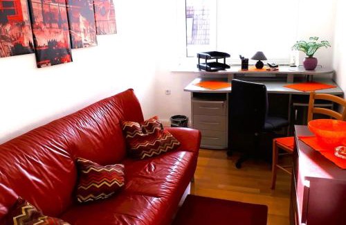 Russee - Hammer Apartment | 3-Zimmer-Apartment mit Parkplatz in City-Nähe !