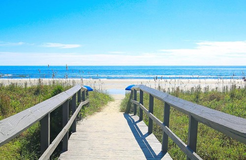 Isle of Palms House | 30 22nd Ave