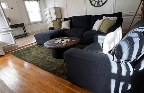 Danville Apartment | 30+ Day Min Renovated 1/1 Perfect for Nurses!