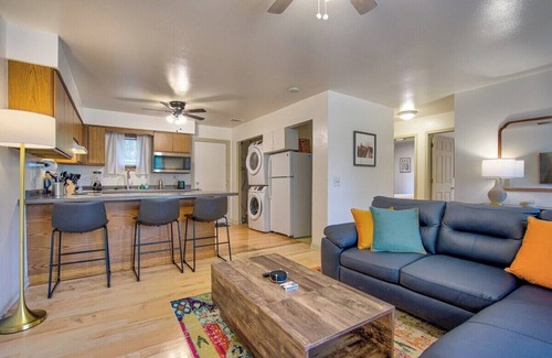 Spring Harbor House | 30 Day Minimum. Entire House, A/C, Washer & Dryer